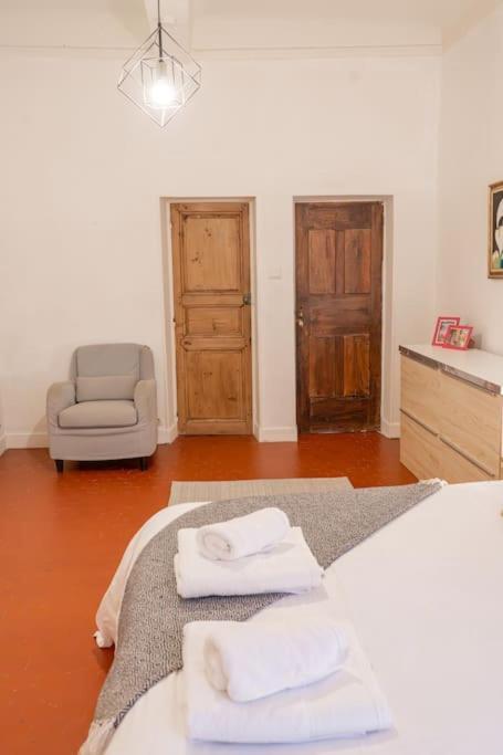 Spacieux Loft Екс ан Прованс Екстериор снимка